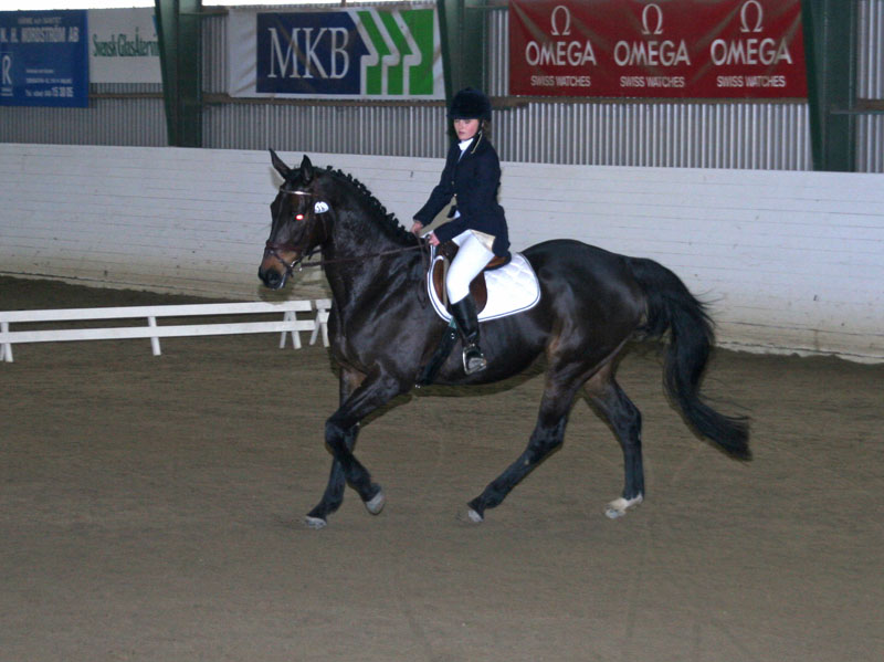 20080406_133652 Christine Andersson Moneypenny xx